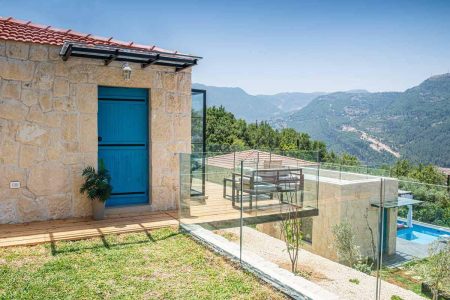 Hortencia Chalet in a Resort – Fatre, Jbeil