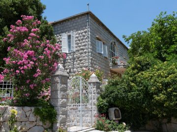 Guesthouse – Qlayaat, Keserwan