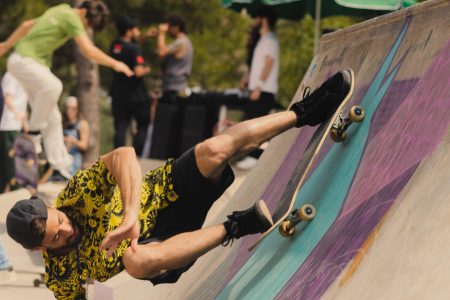 Skateboard Lessons at Snoubar Skatepark